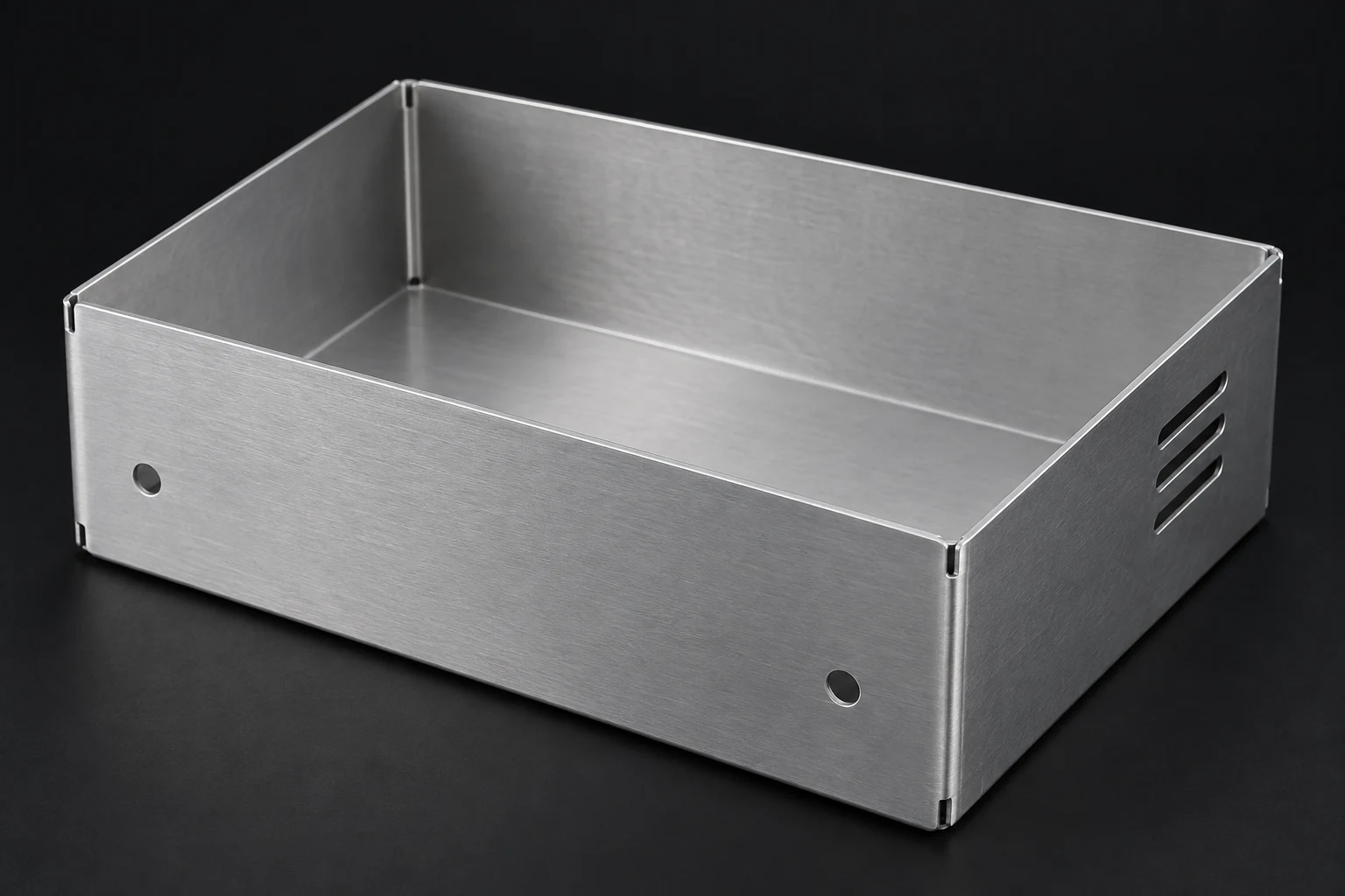 Carcasa de chapa plegada en aluminio sin acabado
