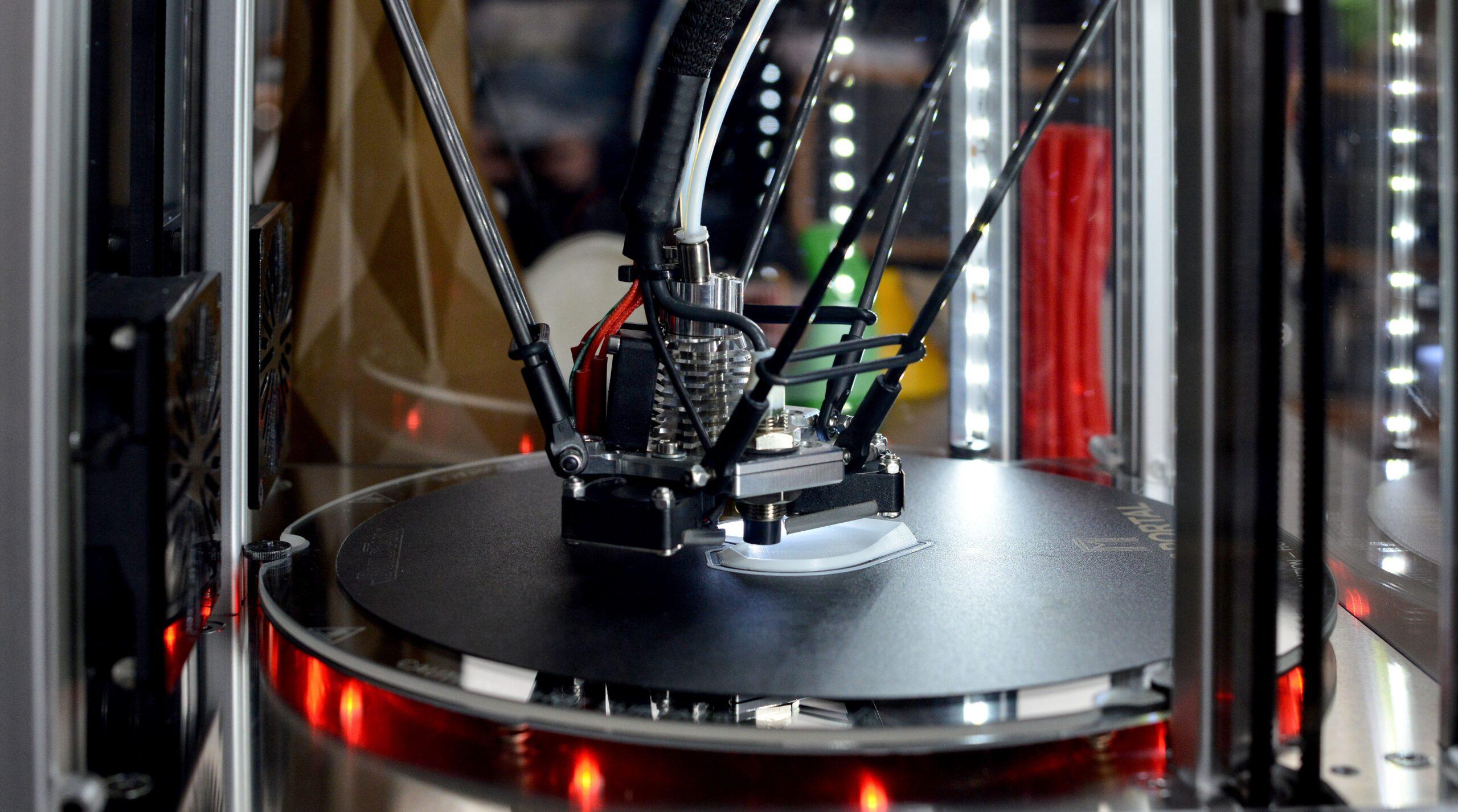 Al momento stai visualizzando Stampa 3D: cos’è e come funziona