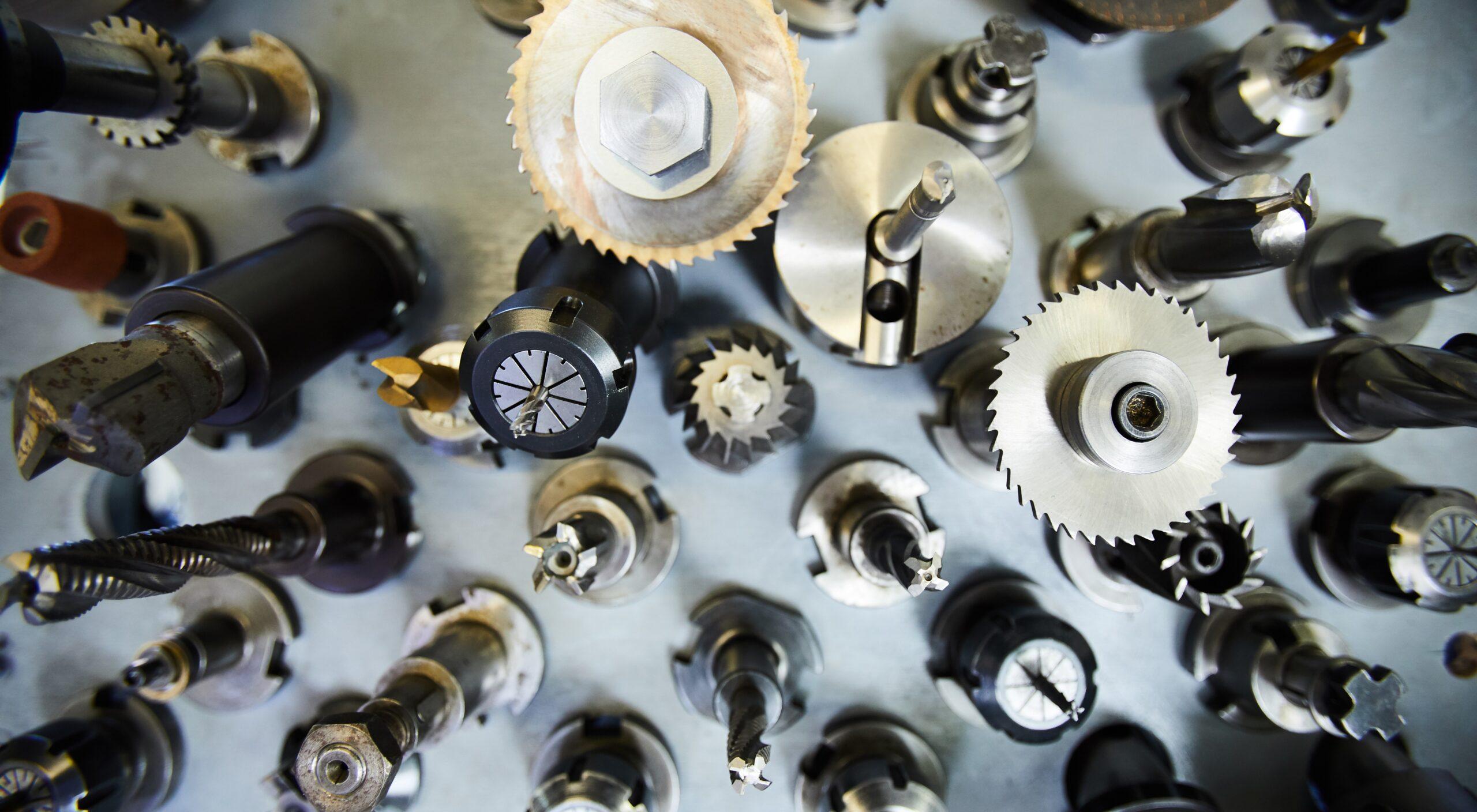 En este momento estás viendo Del CAD al taller: piezas simples que complican el mecanizado 