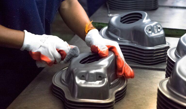 Read more about the article ABS, PA12, or aluminum: Which material should you choose for a durable part?